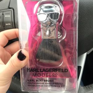 Karl Lagerfeld multipurpose makeup brush!NEW!